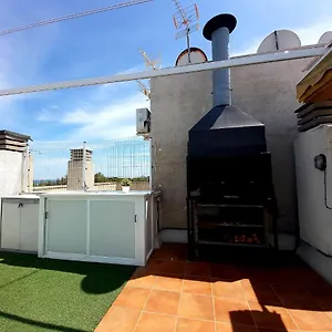 Barbacoa + Vistas Al Mar + Playa + Piscina. , Salou España