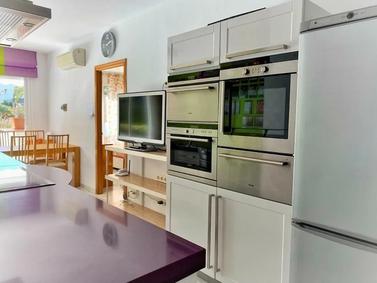 Alcazaba Beach Apartment 3302 Estepona 0*,