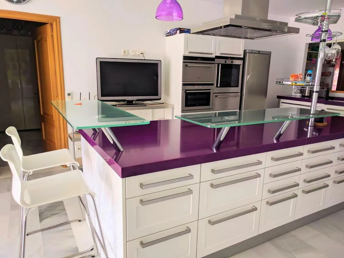 Alcazaba Beach Apartment 3302 Estepona