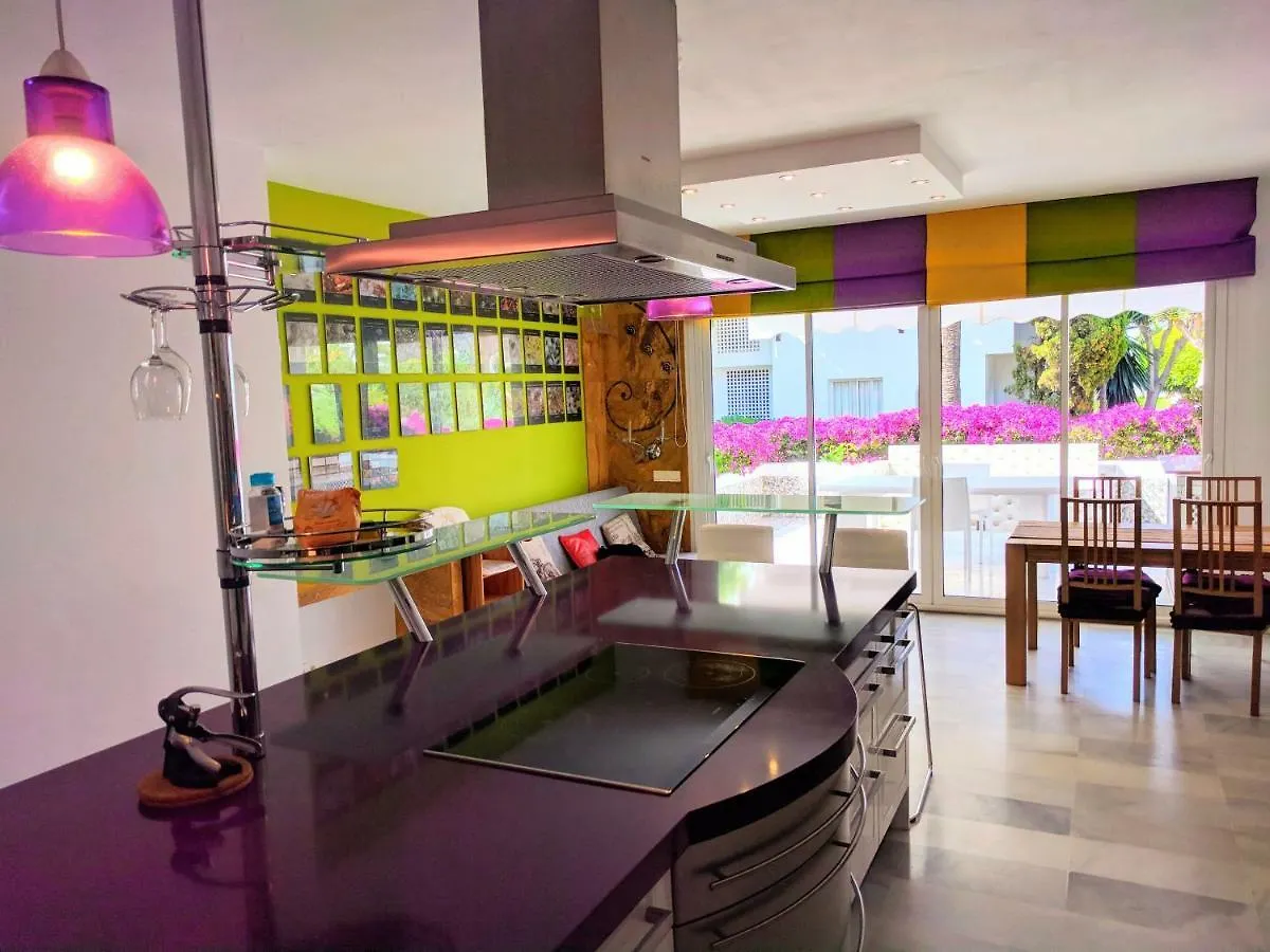 Alcazaba Beach Apartment 3302 Estepona